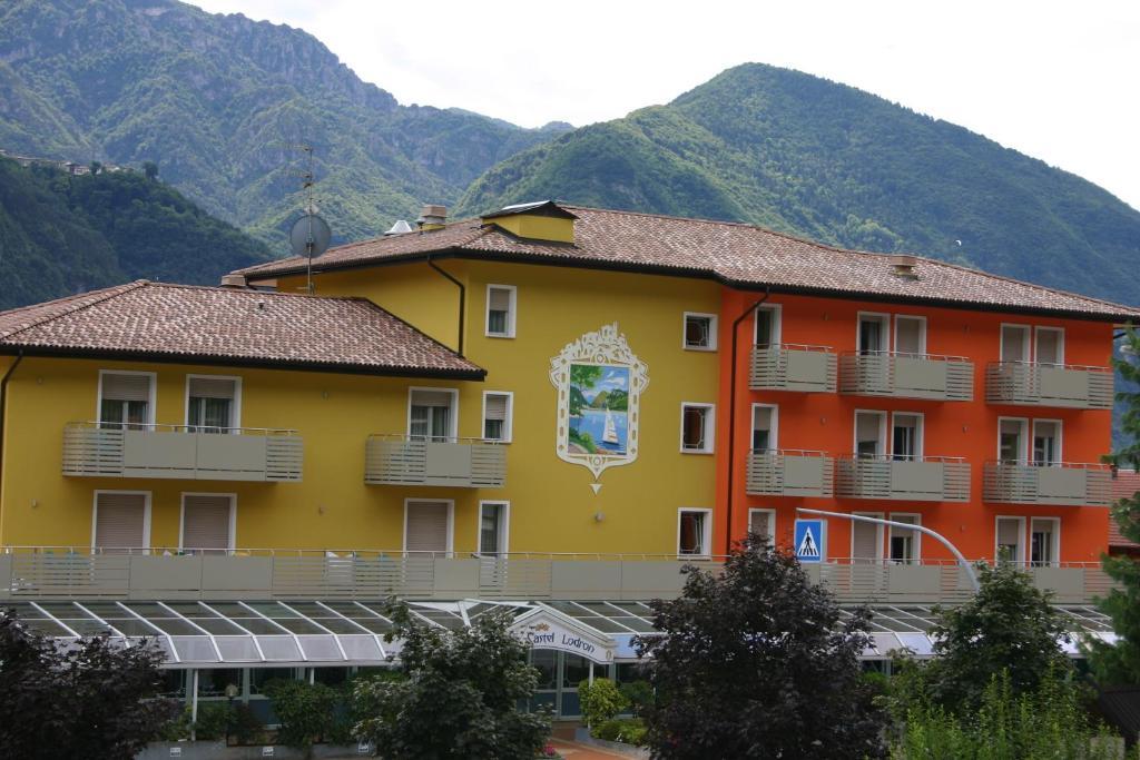 Hotel Castel Lodron Storo Exteriér fotografie